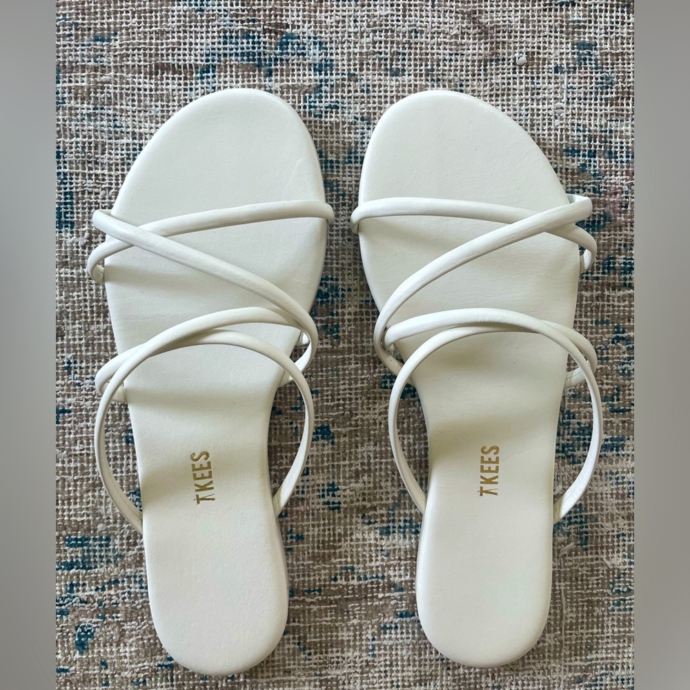TKEES, “Sloane” style in cream, size 9 US / EU 40 - New, Never Worn